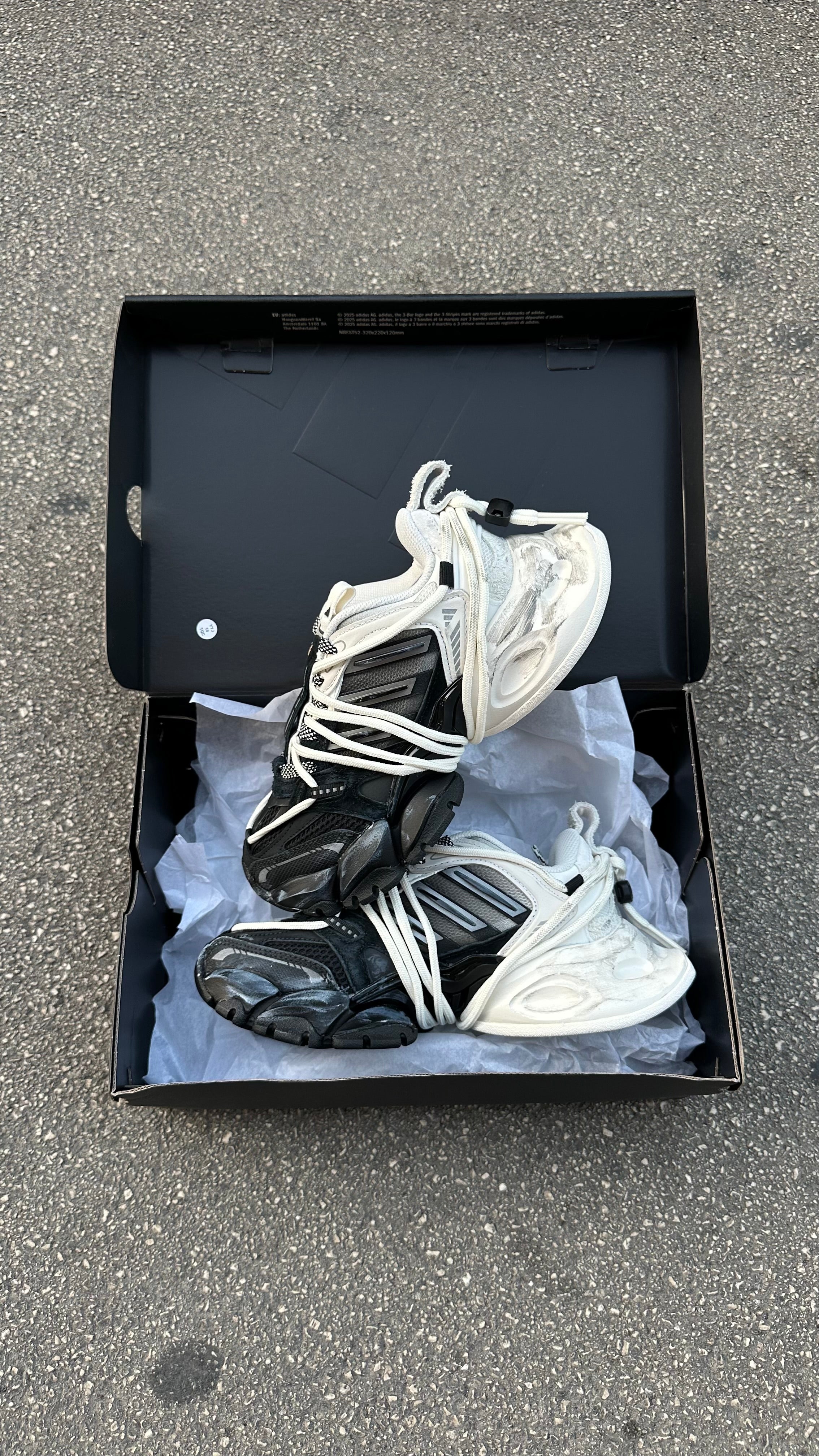 Adidas XLG Runner Deluxe Black-White